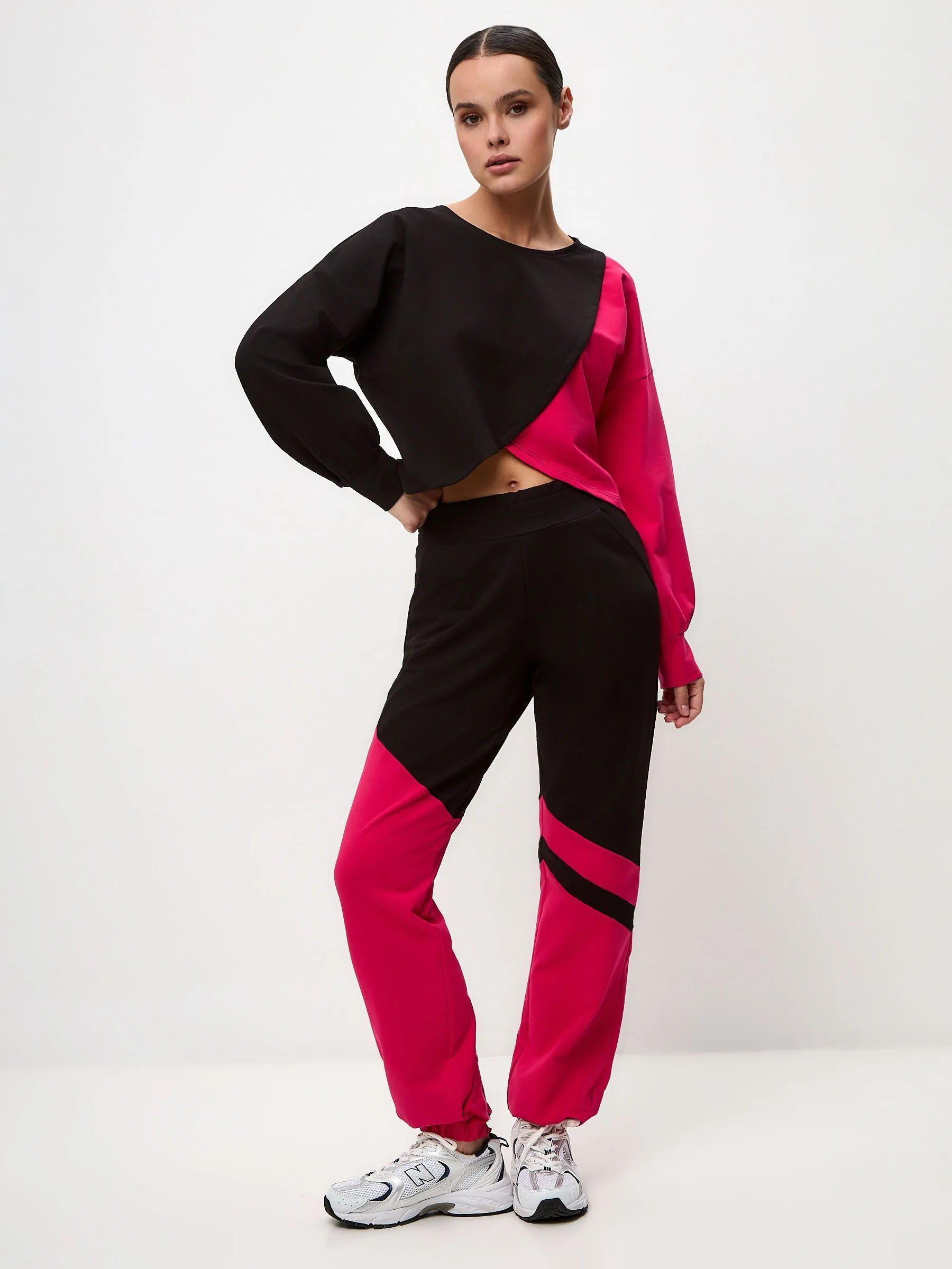 Свитшот Coolfit Черный/фуксия